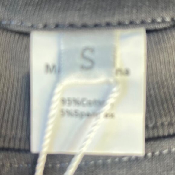 New Fashion T-Shirt Size Small Gray New - Picture 5 of 9